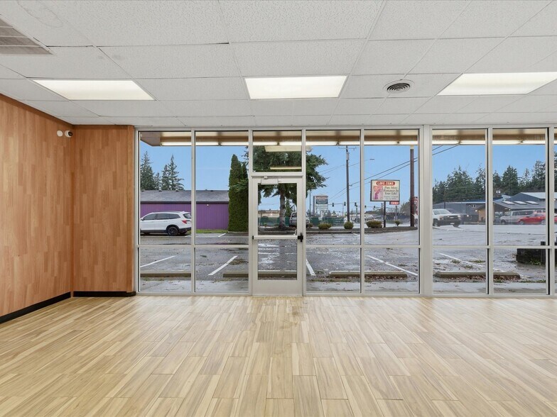 More Photos Of 5802 Evergreen Way, Everett Storefront Retail Office For Sale