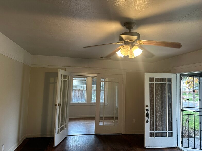 More Photos Of 150 W Stadium Dr, Stockton Apartments For Sale