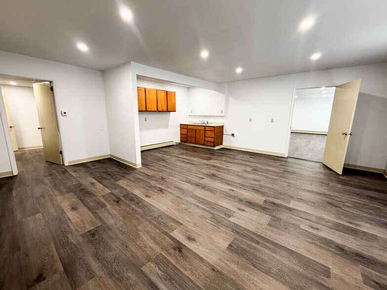 More Photos Of 138 1st St, Malta Office For Sale