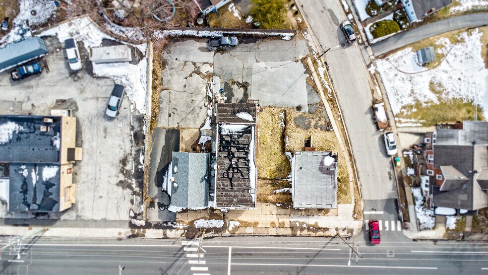 More Photos Of 16 S Maryland Ave, Wilmington General Retail For Sale