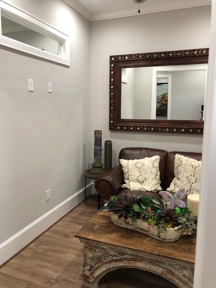 More Photos Of 12250 Queenston Blvd, Houston Office For Lease
