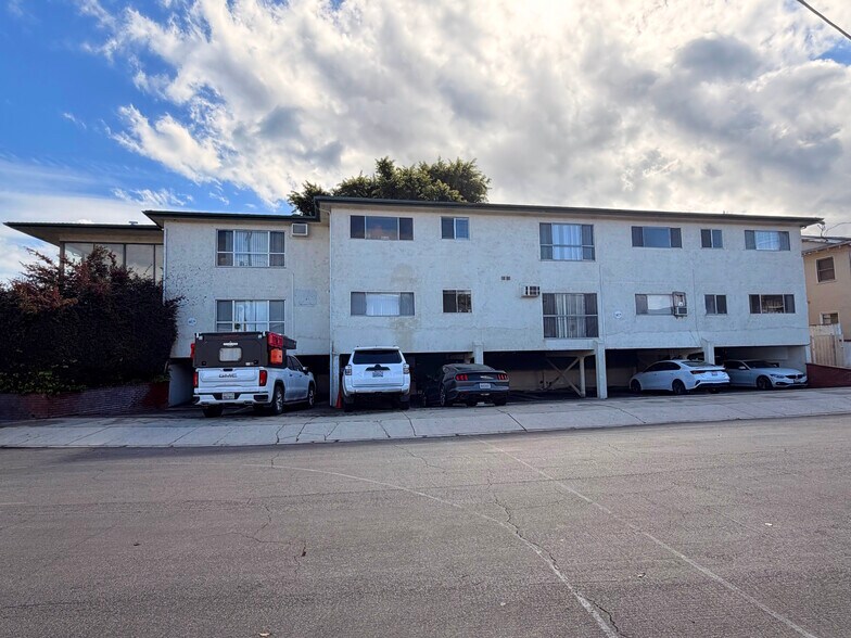 More Photos Of 13535 Moorpark St, Sherman Oaks Apartments For Sale