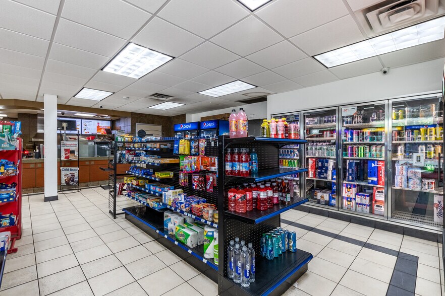 More Photos Of 459 Division St, North Tonawanda Convenience Store For Sale