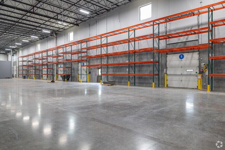 More Photos Of 12415 Old Lagrange Rd, Louisville Warehouse For Lease