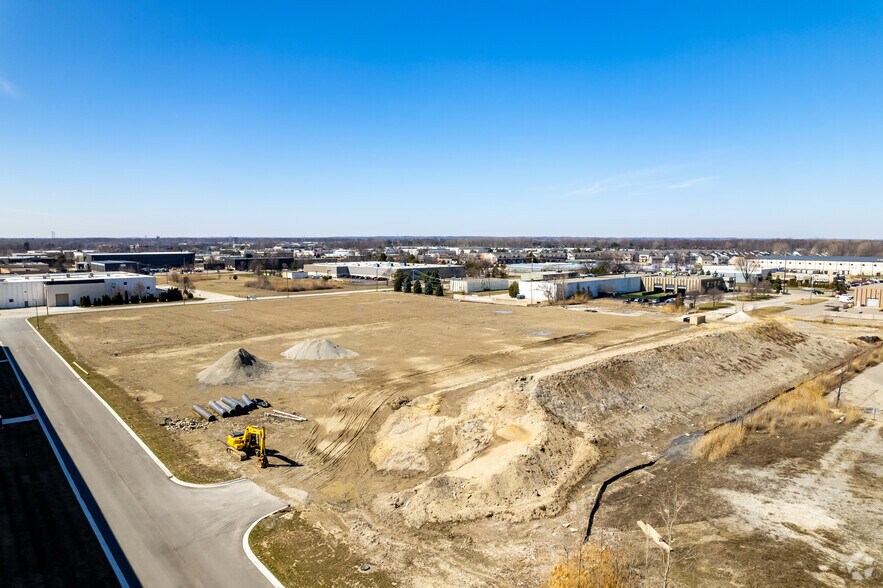 More Photos Of 50570 Birch Dr, Shelby Township Manufacturing For Lease