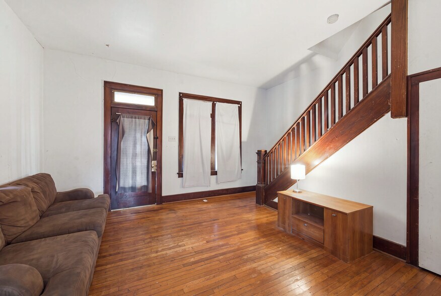 More Photos Of 4170-4174 Broadway, Grove City Multifamily For Sale