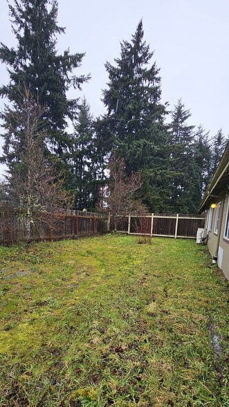 More Photos Of 31 Colwell St, Port Hadlock Medical For Lease