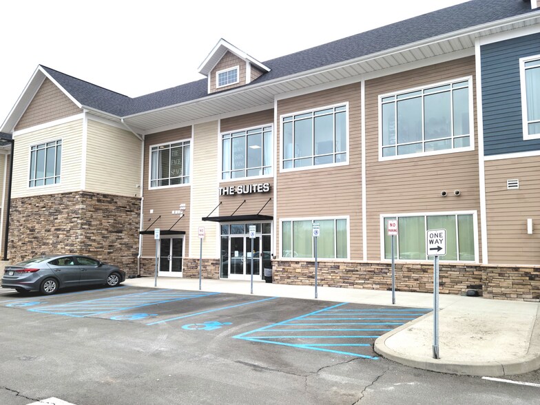 More Photos Of 16 N Greenbush Rd, Troy Freestanding For Lease