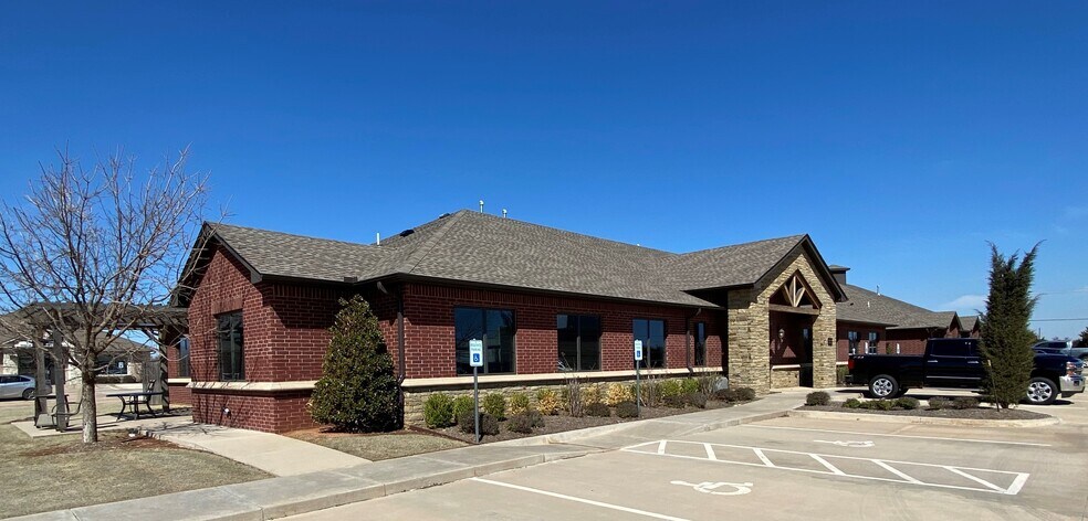 More Photos Of 2220 NW 164th St, Edmond Office For Sale
