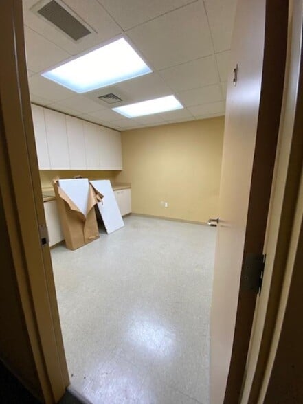 More Photos Of 705 Breedlove Dr, Monroe Medical For Lease