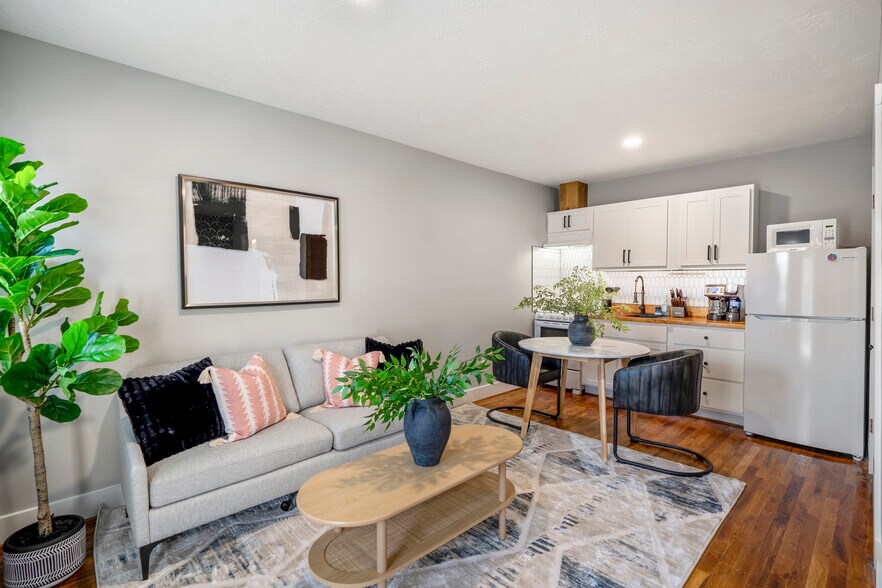 More Photos Of , Houston Multifamily For Sale