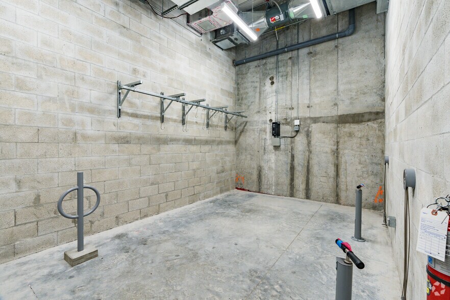 More Photos Of 23 NE 17th Ter, Miami Apartments For Lease