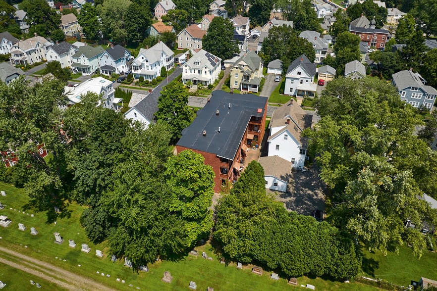 More Photos Of 18 Orchard St, Northampton Apartments For Sale