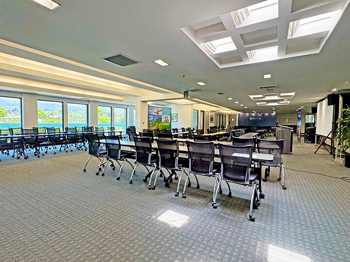 More Photos Of 6185-6187 Carpinteria Ave, Carpinteria Office For Sale