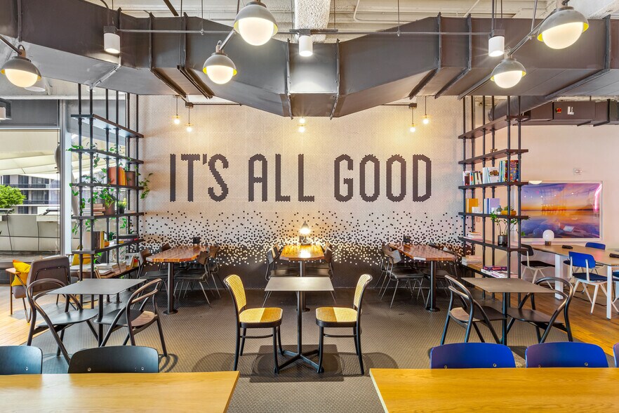 More Photos Of 78 SW 7th St, Miami Office For Lease