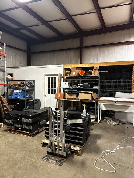 More Photos Of 214 Eugene Ave, Dayton Industrial For Sale