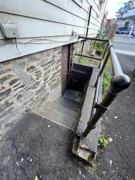 More Photos Of 47 N Bleeker St, Mount Vernon Apartments For Sale