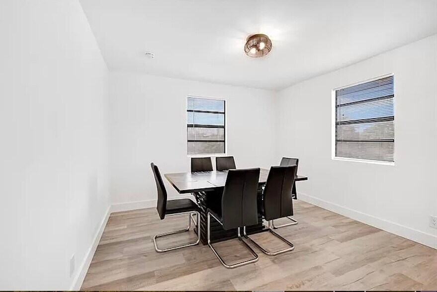 More Photos Of 904 4th St, West Palm Beach Multifamily For Sale
