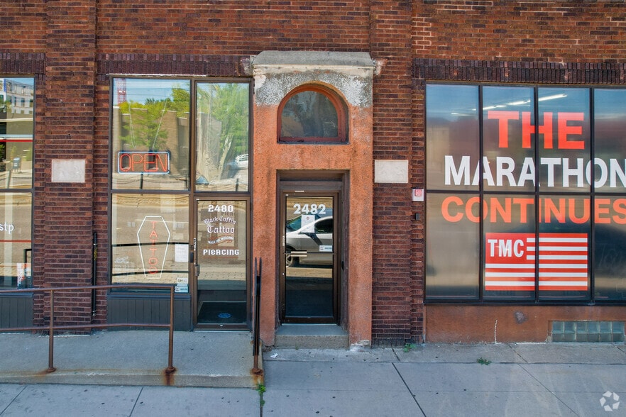 More Photos Of 2470-2512 University Ave W, Saint Paul General Retail For Lease