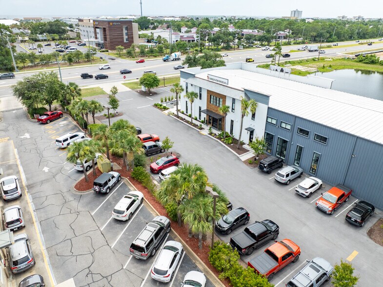 More Photos Of 12870 US Hwy 98, Miramar Beach Showroom For Sale