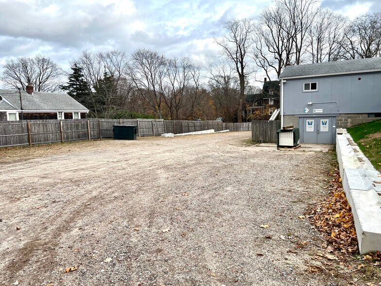 More Photos Of 1290 Flanders Rd, Riverhead Auto Repair For Sale