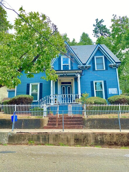 Primary Photo Of 2977 Bedford Ave, Placerville Apartments For Sale