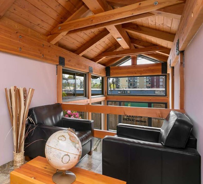 More Photos Of 12728 33rd Ave NE, Seattle Multifamily For Sale