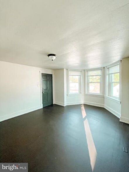 More Photos Of 228-230 Summit Ave, Hagerstown Apartments For Sale