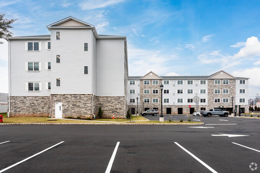 More Photos Of 1025 Raritan Rd, Clark Apartments For Sale