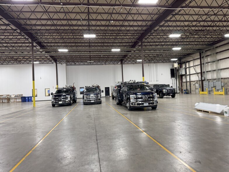 More Photos Of 4901 Esco Dr, Fort Worth Manufacturing For Lease