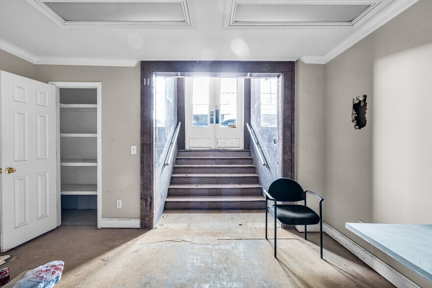 More Photos Of 707 Georgia Ave, Chattanooga Flex For Sale