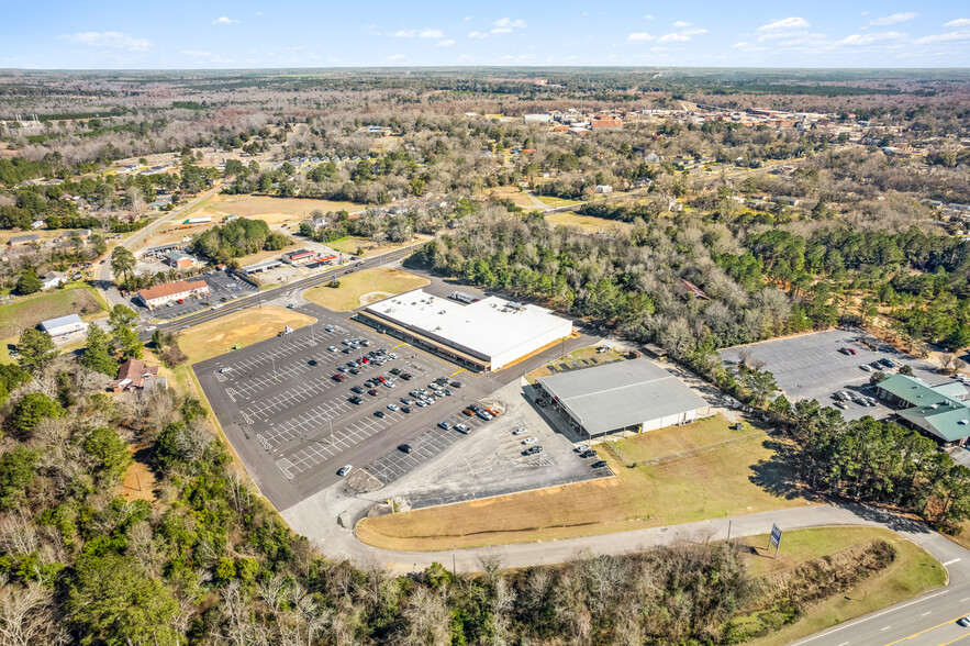 Primary Photo Of 2-10 Progress Ave, Hawkinsville Unknown For Lease