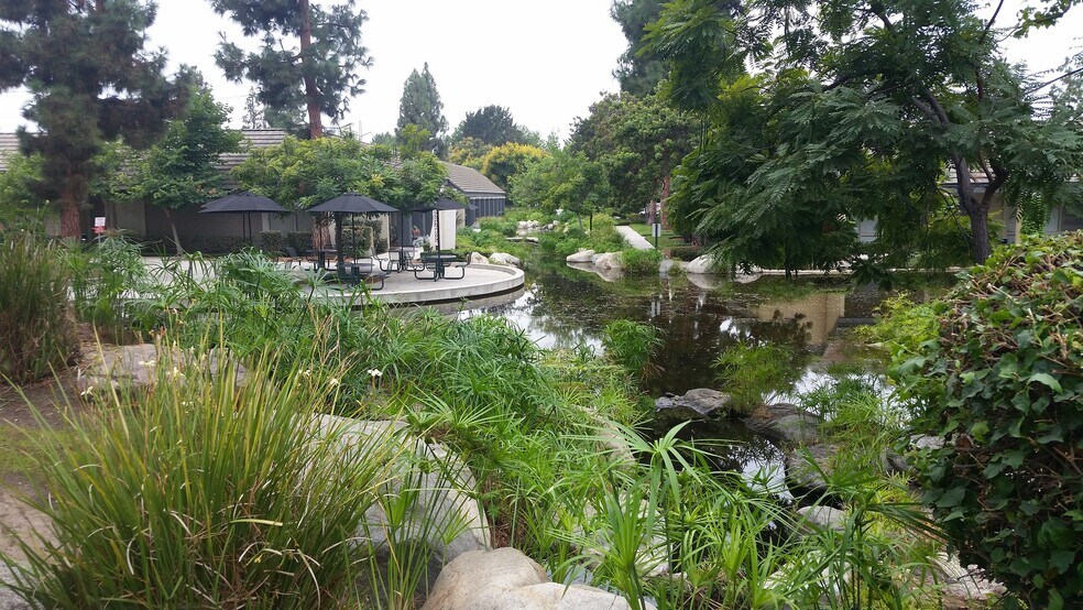 More Photos Of 1524 Brookhollow Dr, Santa Ana Coworking Space