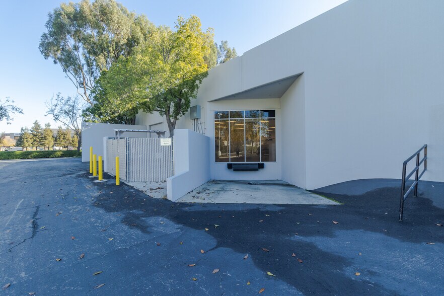More Photos Of 2580 Junction Ave, San Jose Research And Development For Lease