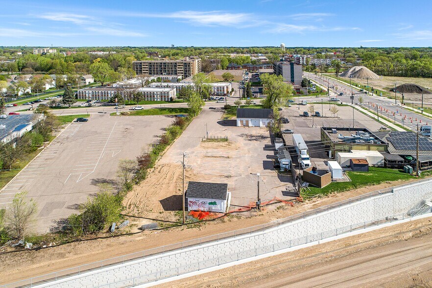 More Photos Of 1102 2nd St NE, Hopkins Land For Sale