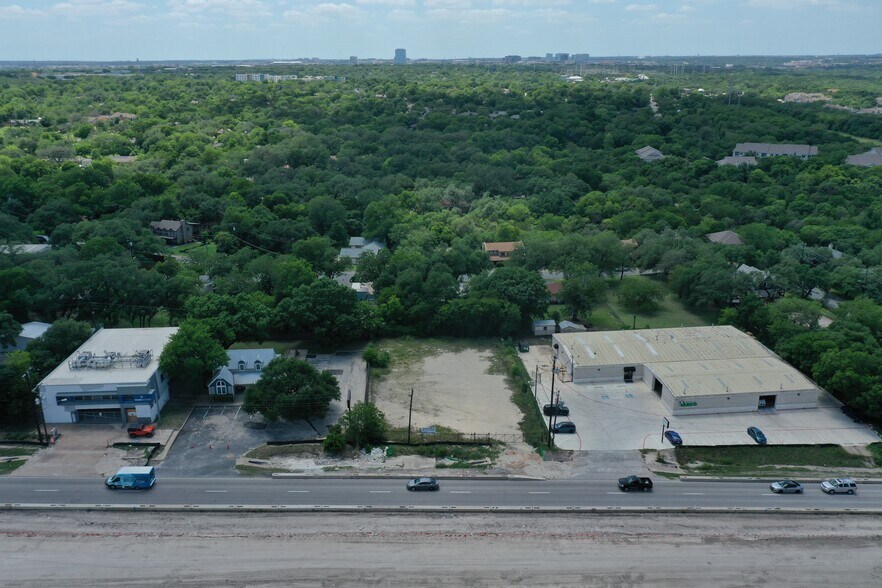 More Photos Of 11930 Interstate 35 hwy, Austin Land For Lease