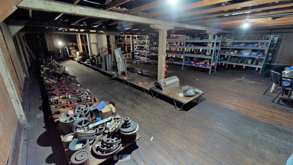 More Photos Of 945 Mill Rd, Loudonville Industrial For Sale