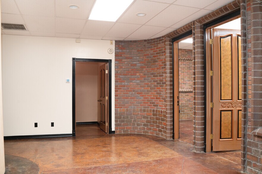 More Photos Of 1818 E Baseline Rd, Mesa Medical For Lease
