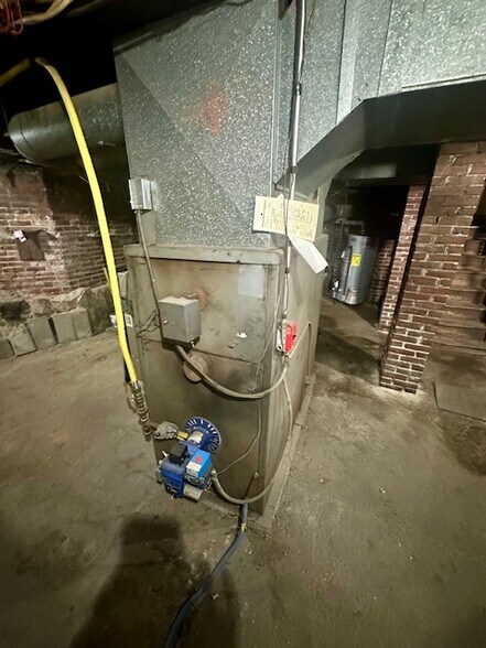 More Photos Of 92 Bartlett St, Lewiston Multifamily For Sale