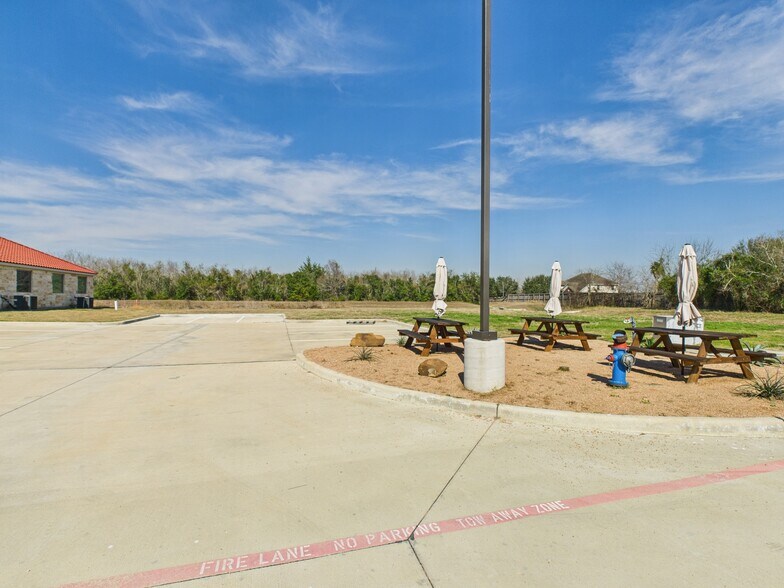 More Photos Of 2743 Smith Ranch Rd, Pearland Medical For Lease