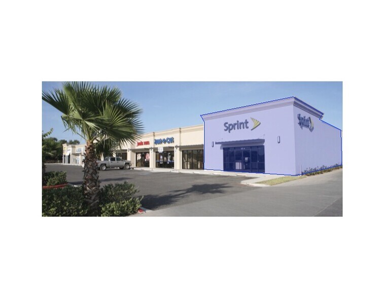 More Photos Of 105 N Cesar Chavez Rd, San Juan Freestanding For Lease