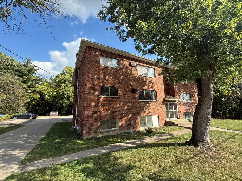 More Photos Of 944 Seton Ave, Cincinnati Apartments For Sale