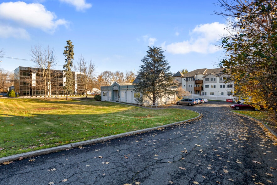 More Photos Of 295 W Route 59, Spring Valley Office Residential For Sale