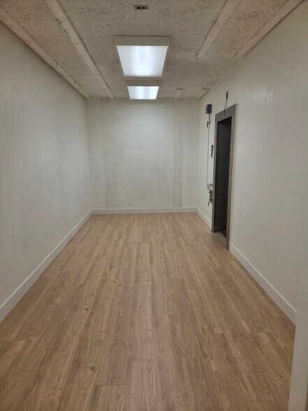 More Photos Of 902 Main St, Martinez Freestanding For Lease