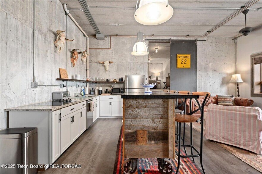 More Photos Of 1023 Budge Dr, Jackson Apartments For Sale