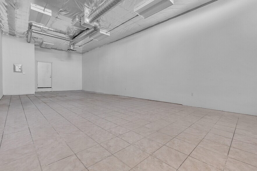More Photos Of 1200-1210 Stewart Ave, Las Vegas Unknown For Lease