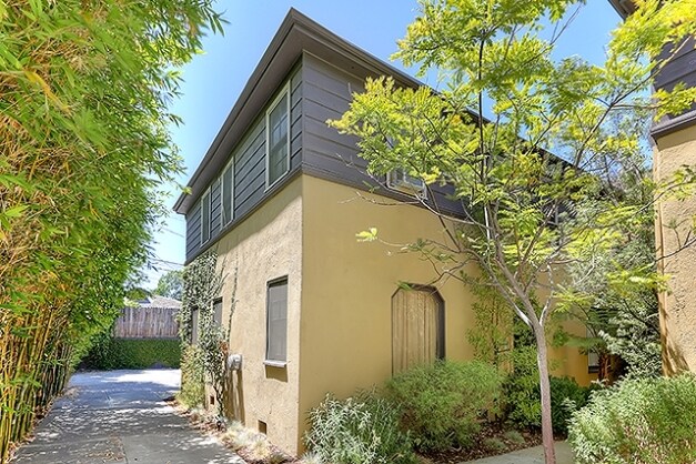 More Photos Of 155 S Westmoreland Ave, Los Angeles Apartments For Sale