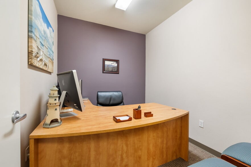 More Photos Of 1740 Pottery Ave, Port Orchard Medical For Sale