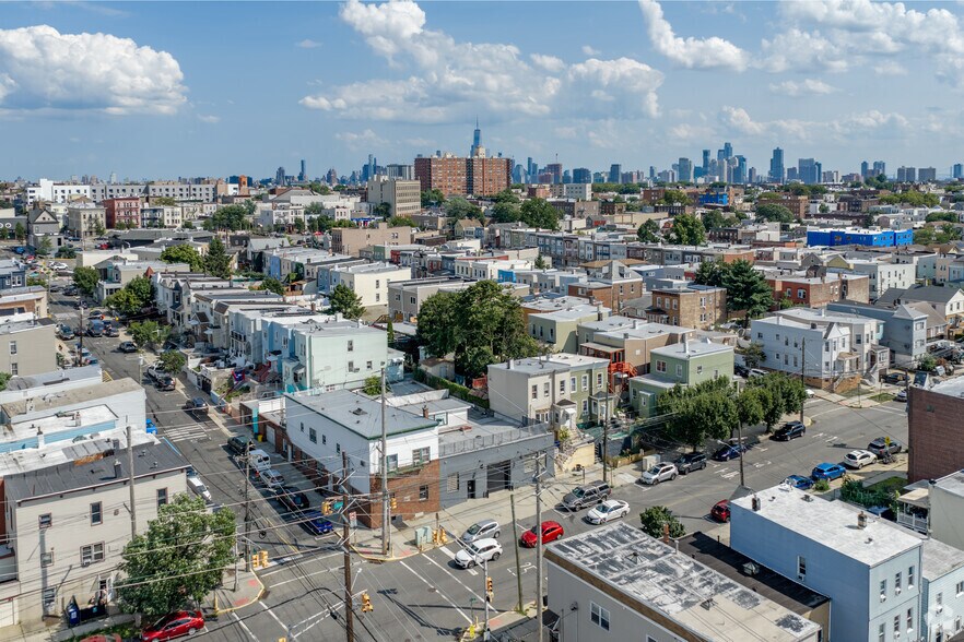More Photos Of 910 Grand Ave, North Bergen Warehouse For Sale
