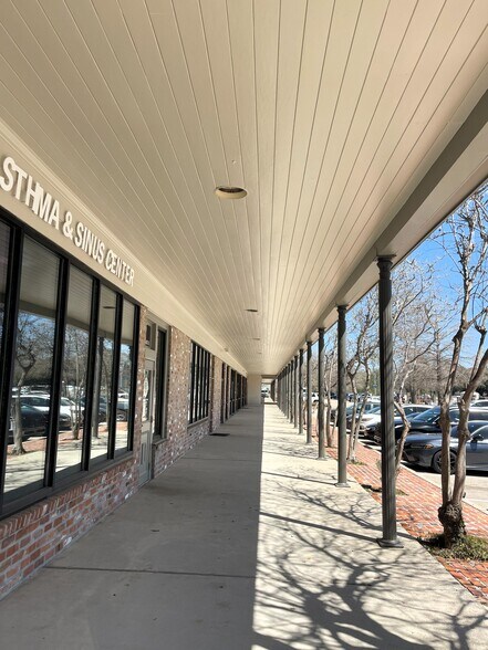 More Photos Of 8894 Airline Hwy, Baton Rouge Medical For Lease